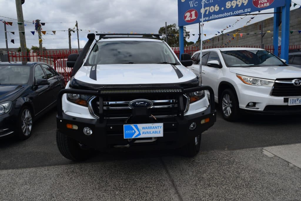Used car dashboard and steering wheel at J&V Elite Motors