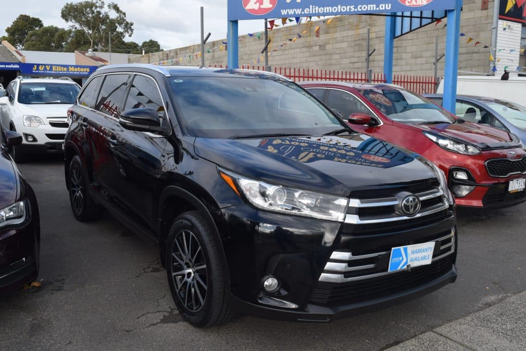 Used car front exterior view at J&V Elite Motors Dandenong