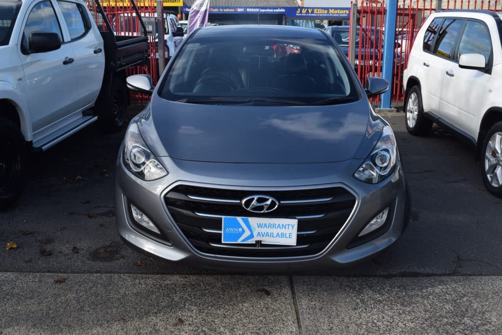 Hyundai i30 Active hatchback in silver for sale at J & V Elite Motors
